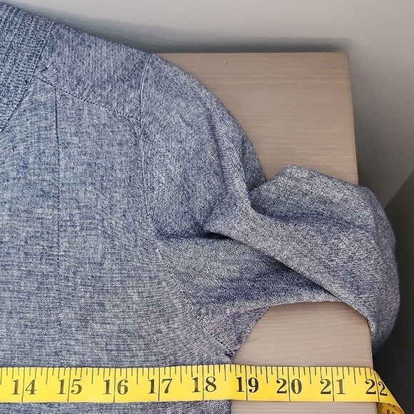 ROOTS 100% cotton round neckline pleated denim chambray shift tunic or dress - Picture 14 of 16